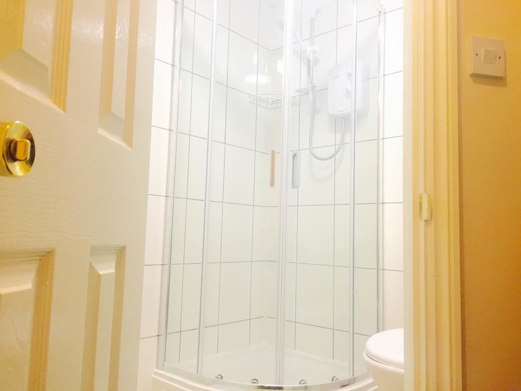 Southend Inn Hotel - Close To Beach, Train Station & Southend Airport Exteriör bild